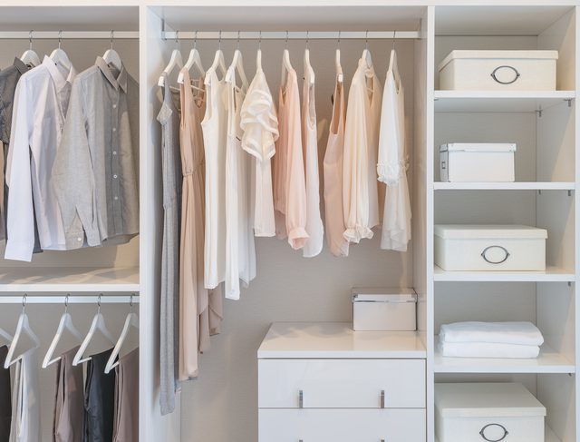 sible-side-walkin-closet