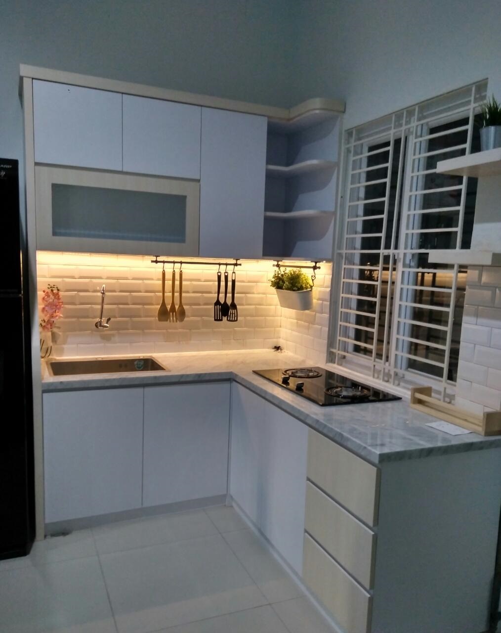 kitchen set bentuk L